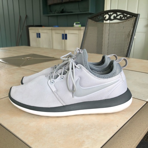 Nike’s - Picture 2 of 4